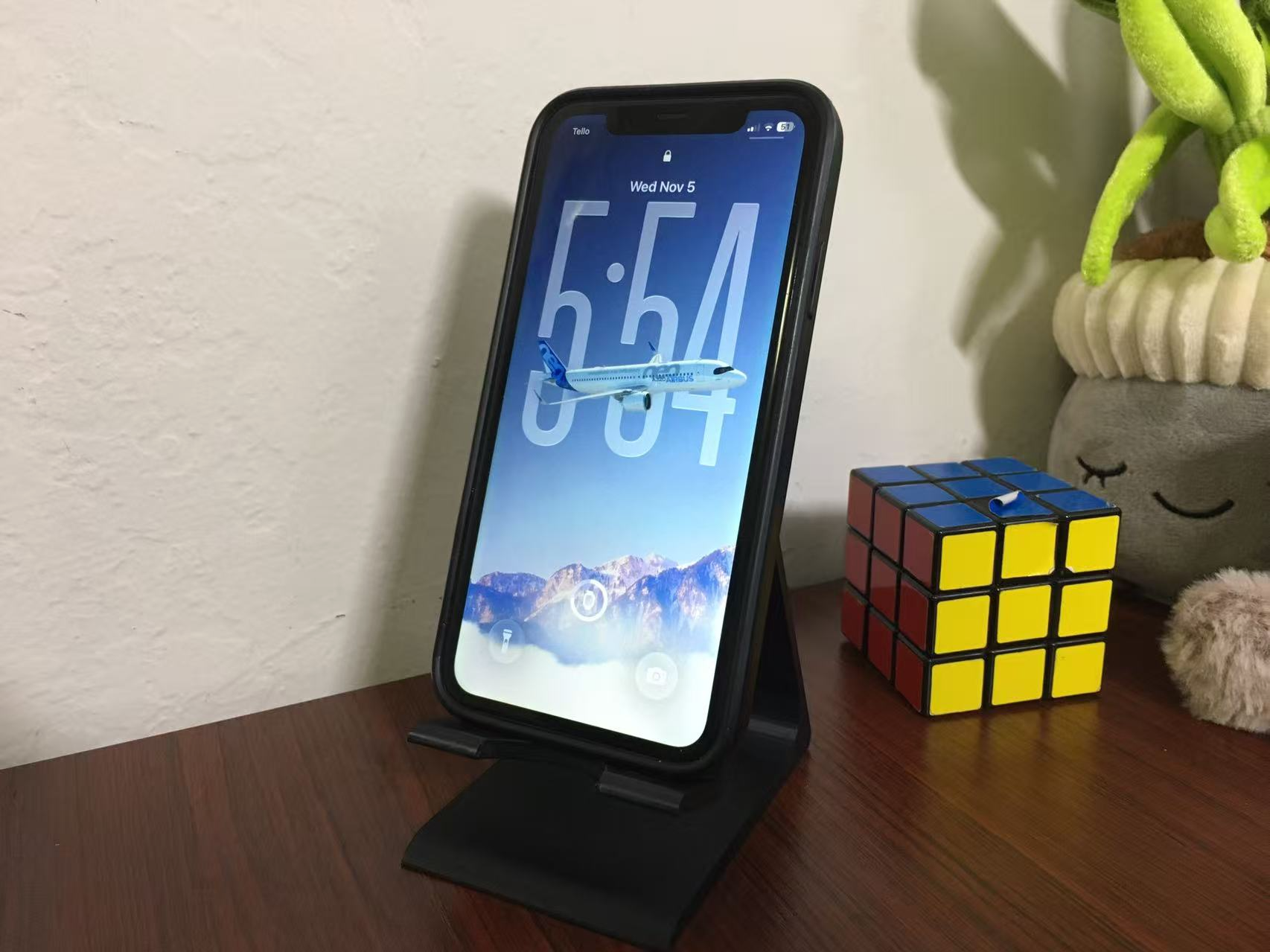 Phone stand
